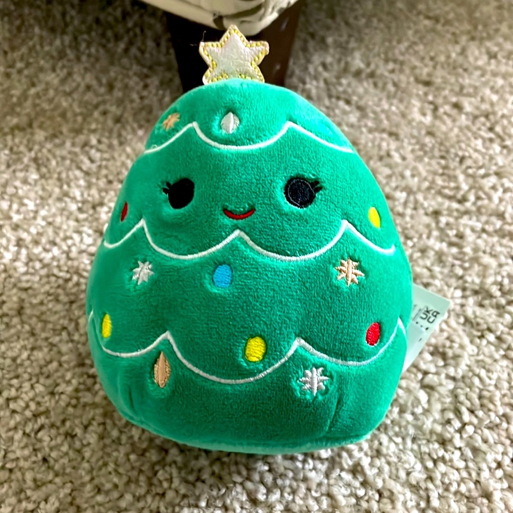 Mini Christmas tree squishmellow